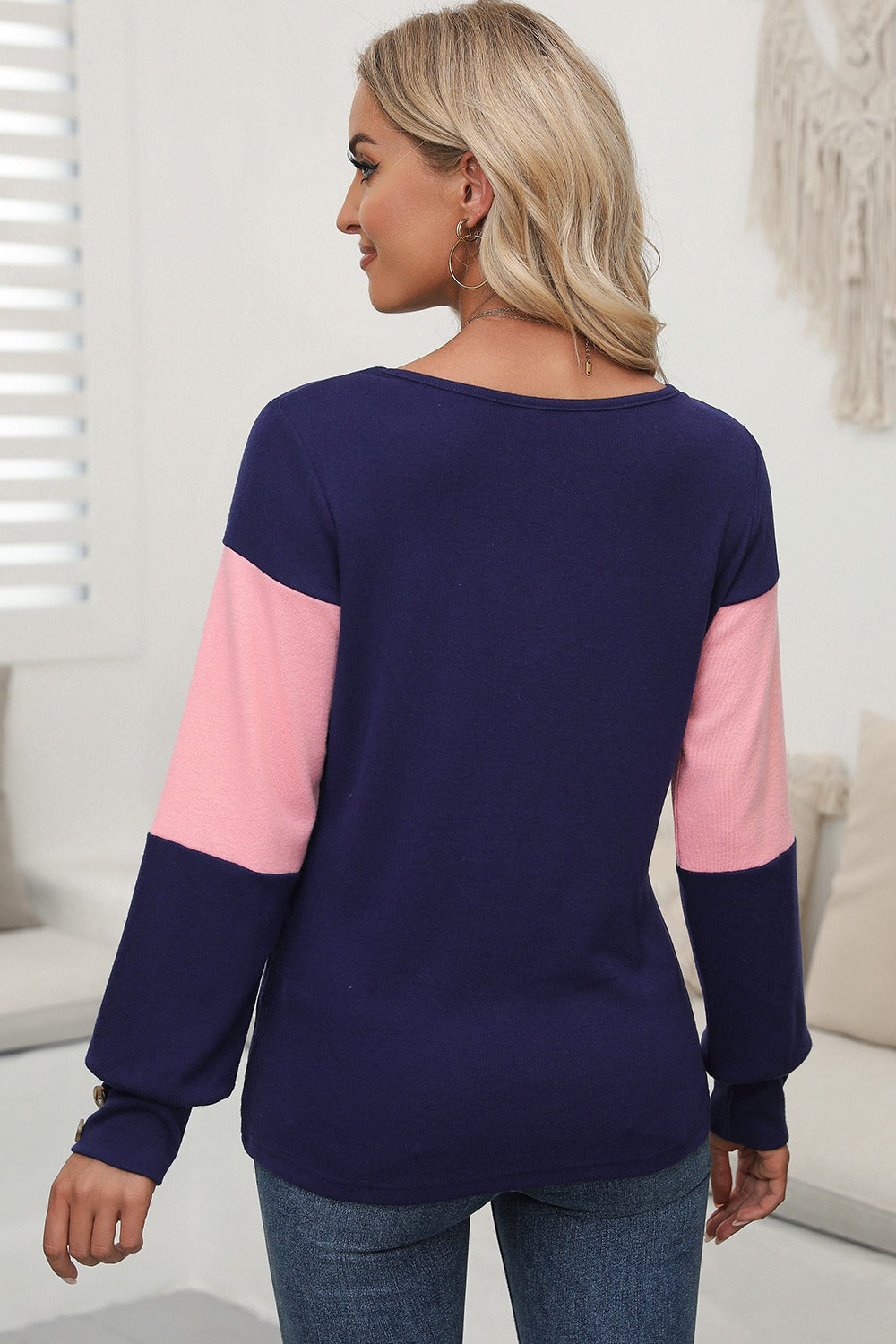 Color Block V-Neck Long Sleeve Top